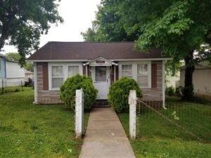 Front View of 1002 Bon St Lenoir City, TN, 37771