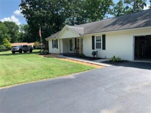 Front View of 149 Lake Hills Drive Oak Ridge, TN, 37830