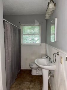 Bathroom of 3816 Granada Dr, Chattanooga, TN 37411
